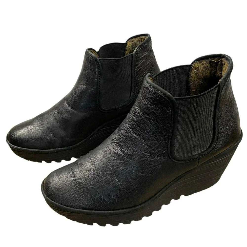Fly London YAT Black Leather Chelsea Wedge Ankle Boots EU 39 US 8